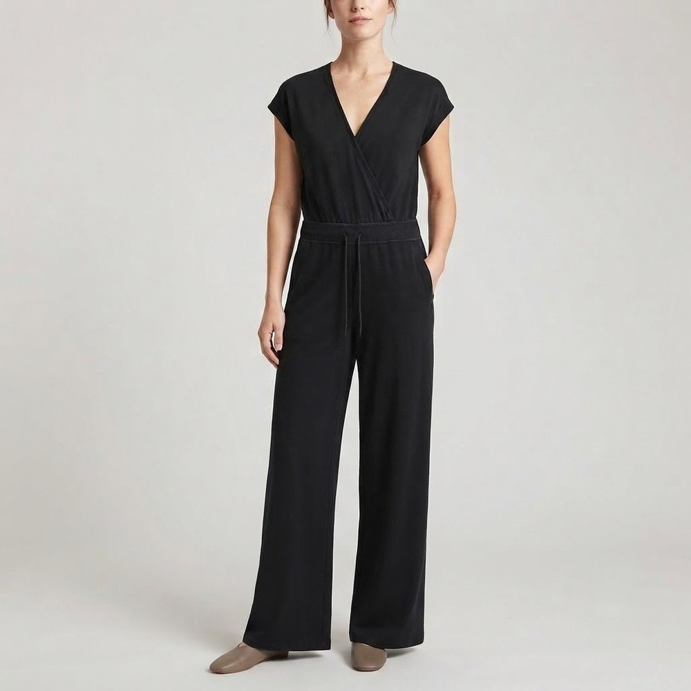 Lole Jumpsuit Romper Womens XS Black Surplice Wide Leg Travel Feminine *Fits Big